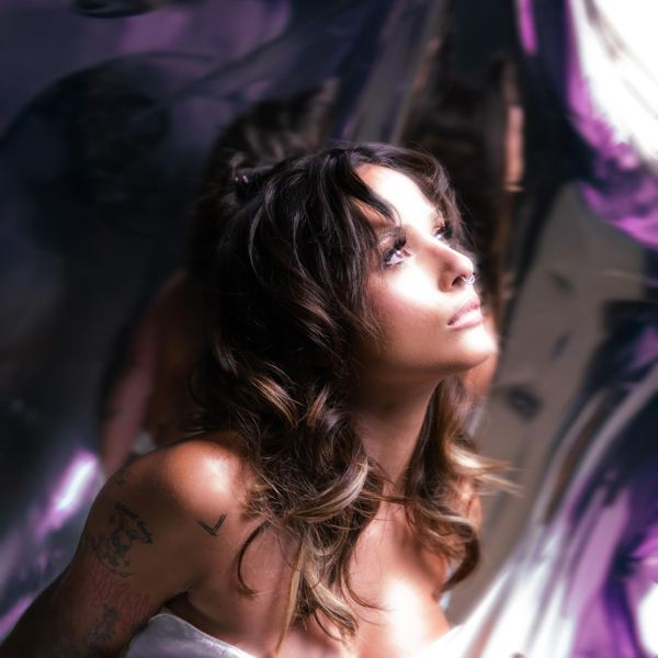 Calor by Alma Muñeca